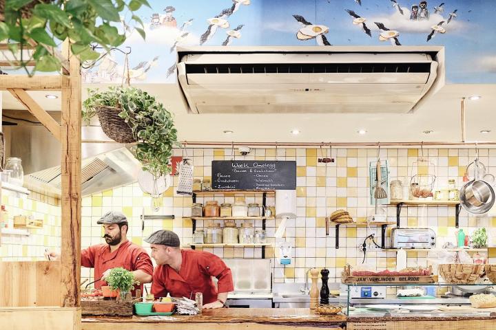 15896064_818668638281084_1611355690028413946_o